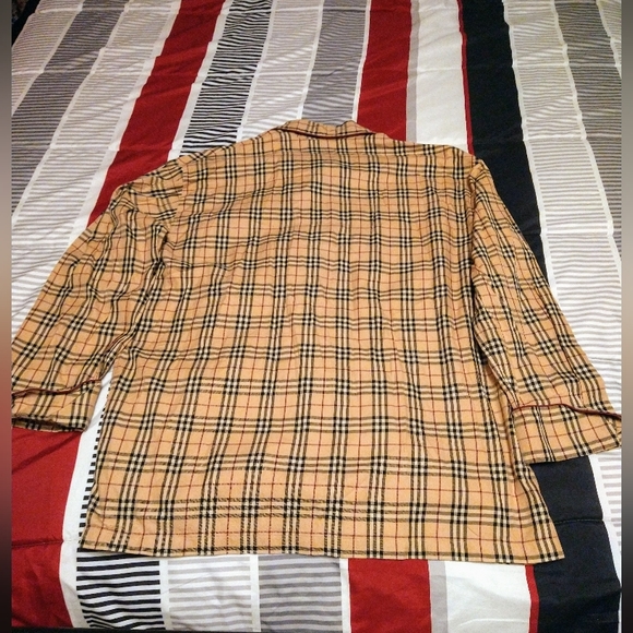 Burberry London - Picture 4 of 5